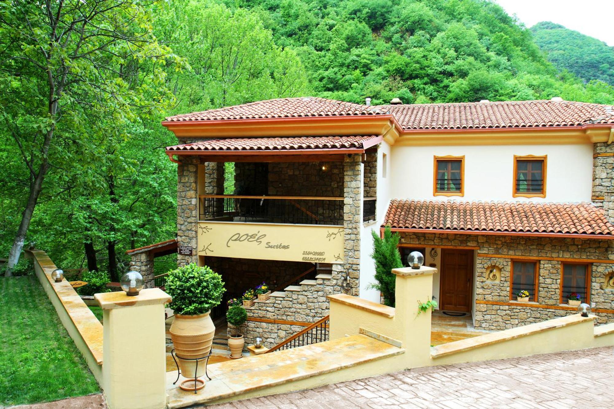 Roes Suites Като-Лутраки Экстерьер фото